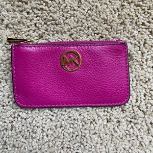 Like new Michael Kors zippered wallet
